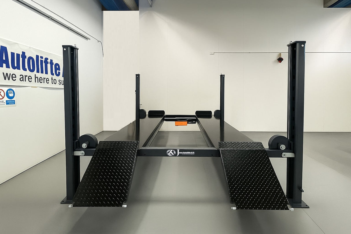 Guldpaket 5 - Fyrpelarlyft (Parkeringslyft) + Domkraft och 10L olja - Basic line (Guld5)