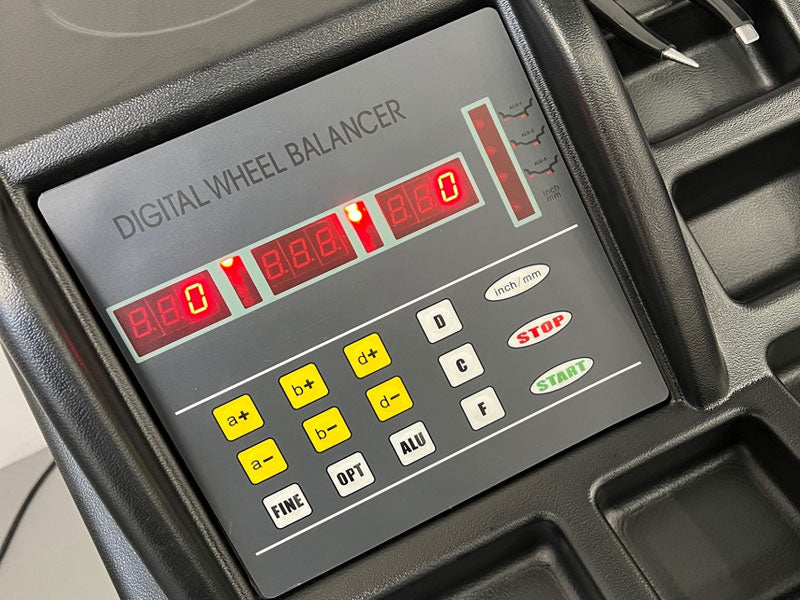 BLACK WEEK - Balanseringsmaskin och däckmaskin (DWB-2.2_DWC-3)