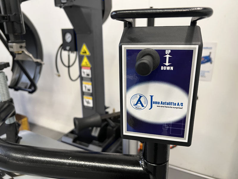 Hjälparm för däckmaskin - Basic line (DWB 1068)